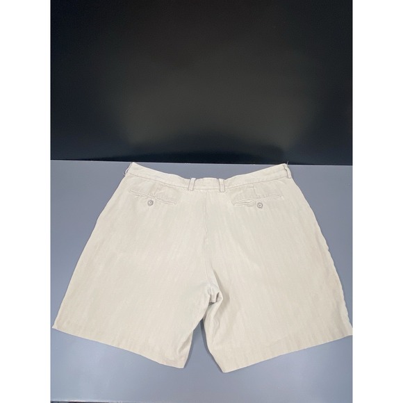 Tommy Bahama Pleated Front Shorts Mens Size 38 Silk Blend Beige Relaxed 9'' - Picture 3 of 7